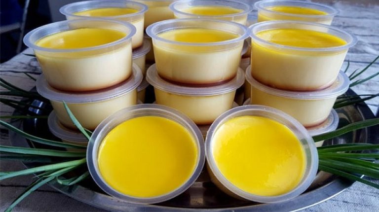 Cách làm bánh Flan với 4 bước đơn giản, thơm ngon, mềm mịn