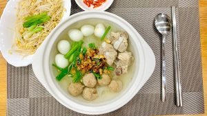 Cách nấu hủ tiếu bò viên ngon, ngọt thanh, nước dùng trong vắt