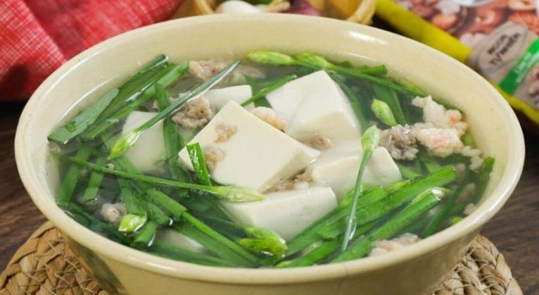 Cách nấu canh hẹ thanh mát, ngon ngọt cho gia đình giải nhiệt